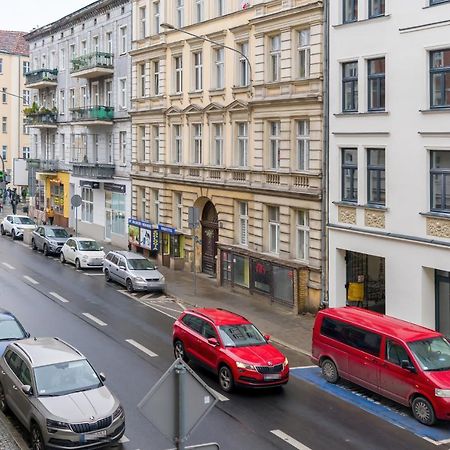 Central Apartments Garbary By Noclegi Renters Posen Exterior foto