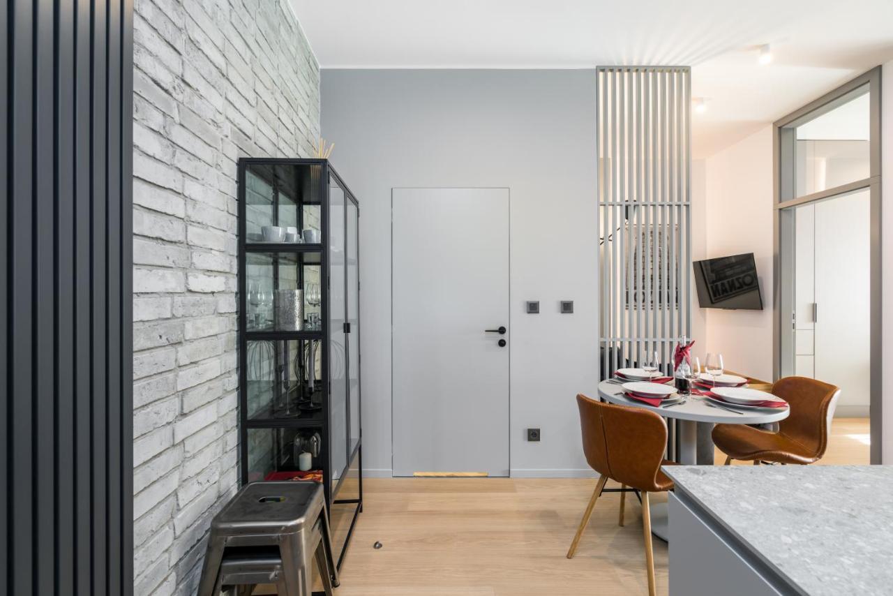 Central Apartments Garbary By Noclegi Renters Posen Exterior foto