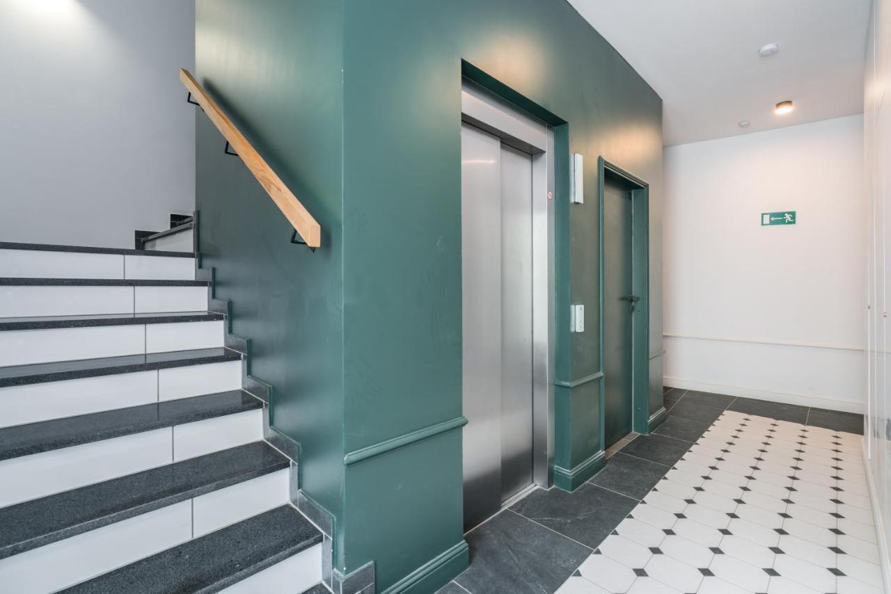 Central Apartments Garbary By Noclegi Renters Posen Exterior foto