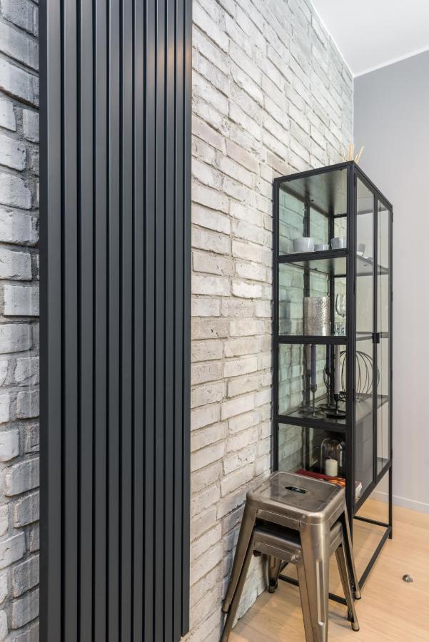 Central Apartments Garbary By Noclegi Renters Posen Exterior foto