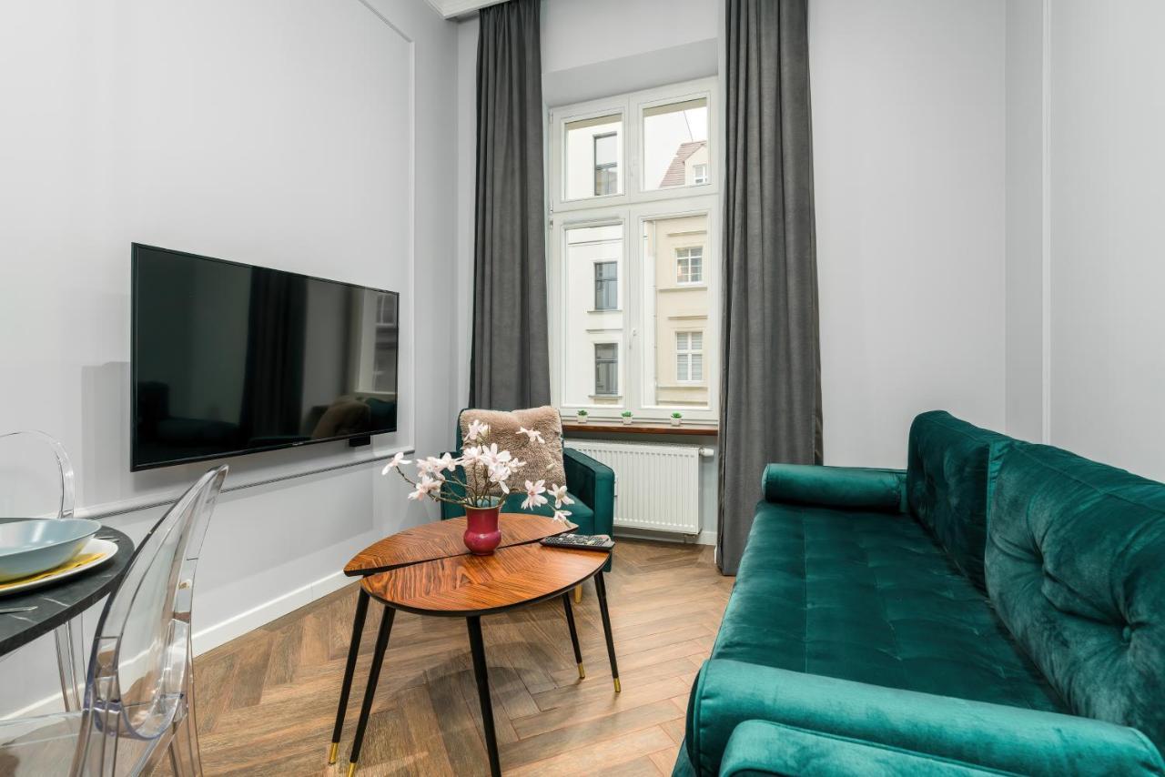 Central Apartments Garbary By Noclegi Renters Posen Exterior foto