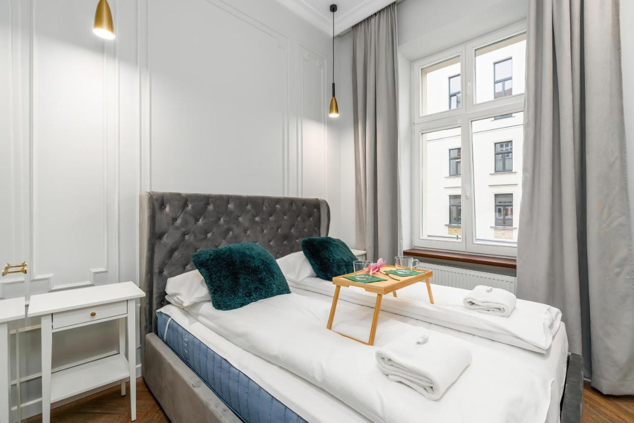 Central Apartments Garbary By Noclegi Renters Posen Exterior foto