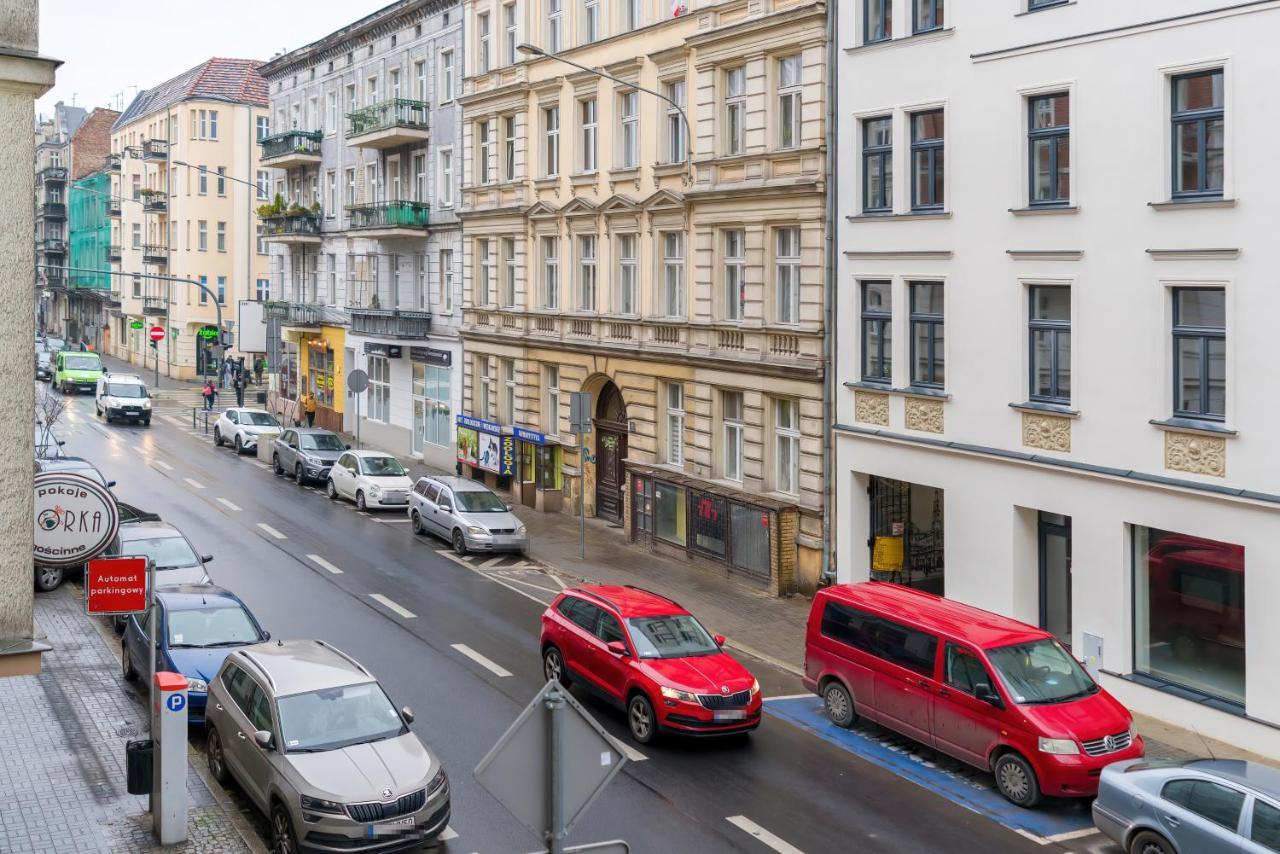 Central Apartments Garbary By Noclegi Renters Posen Exterior foto