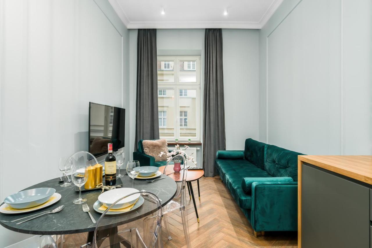 Central Apartments Garbary By Noclegi Renters Posen Exterior foto